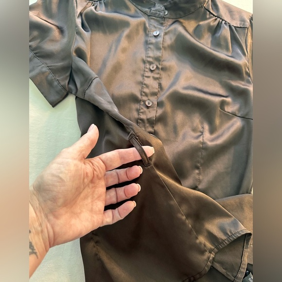 A Byer Vintage Brown Silky Fitted Blouse Size XS/S Whimsigoth Preppy Fairy Y2K - Picture 10 of 11